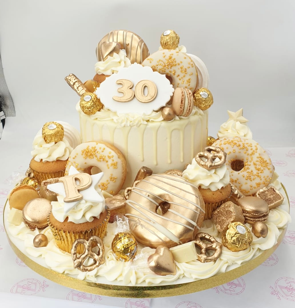 Golden EXTRA Overloaded Cake – Zara Cakes