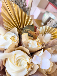 Mother’s Day Pampas Bouquet