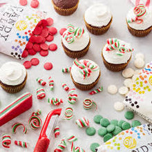 Load image into Gallery viewer, Christmas Cupcake Workshop - Adults
