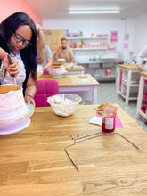 Load image into Gallery viewer, 3 Day Buttercream &amp; Sugarpaste Masterclass, including Business Start Up 2025
