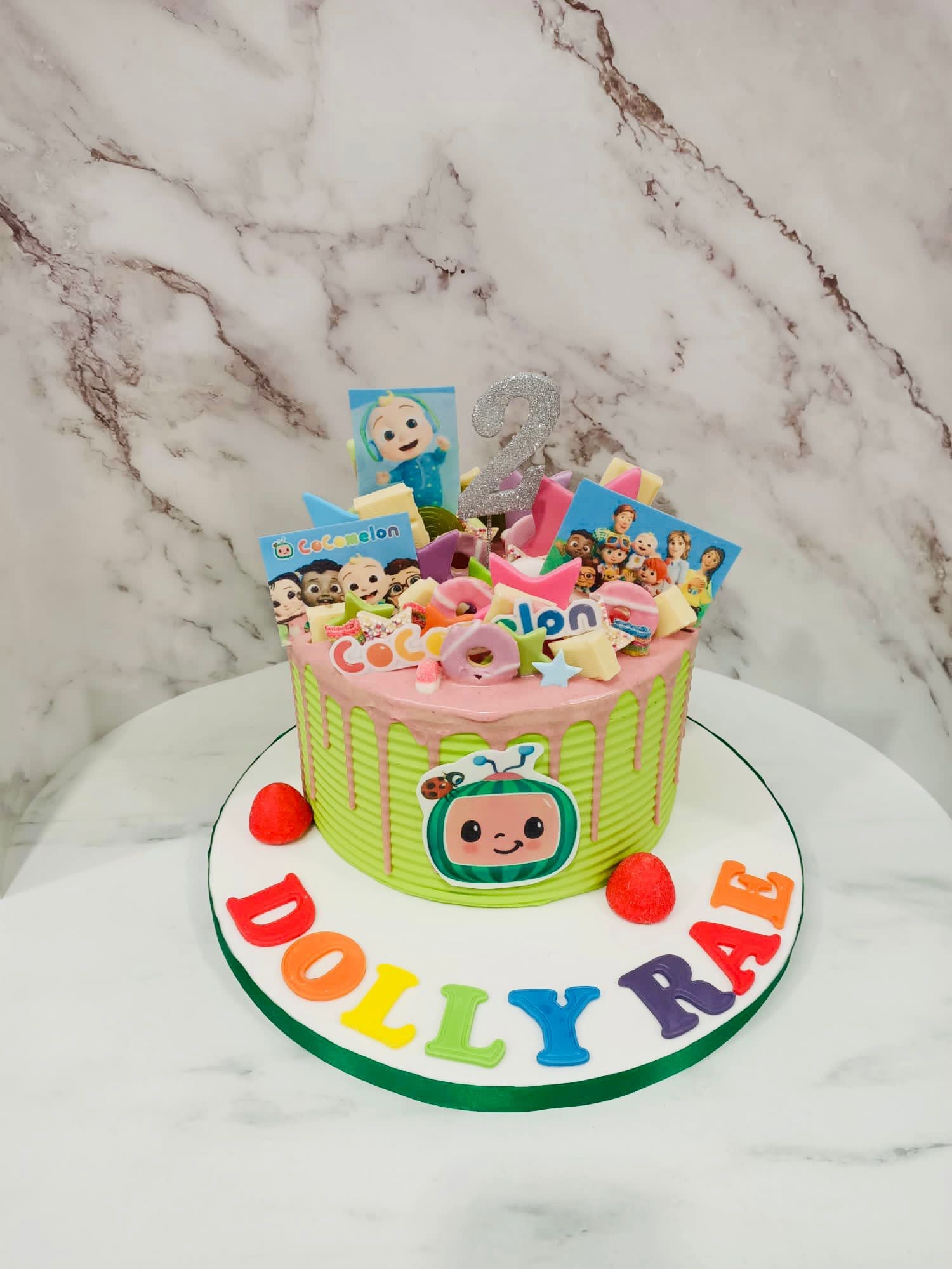 Candy Surprise Spill Cake | Explosion Piñata | Los Angeles Birthday Cake  Delivery